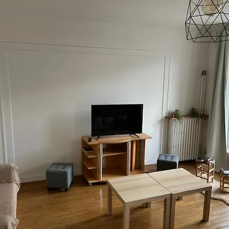 Hubert Apartment *